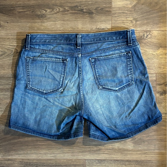 ✨2/$20✨Banana Republic Denim Shorts 29R - Picture 3 of 4